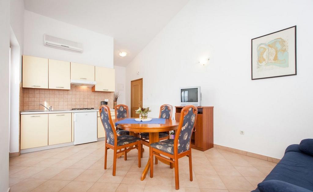 Apartments Hrvatin Rovinj Exterior photo